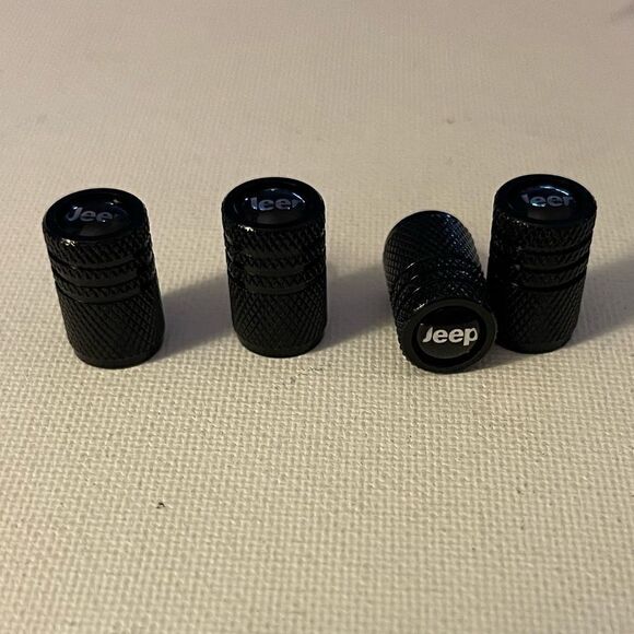 Jeep Valve Stem Caps in Black set of 4 NWT - Picture 2 of 5